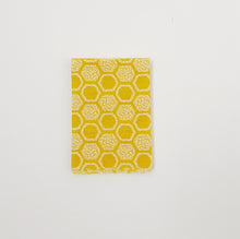 Load image into Gallery viewer, Medium Beeswax Wraps (Set of 2)
